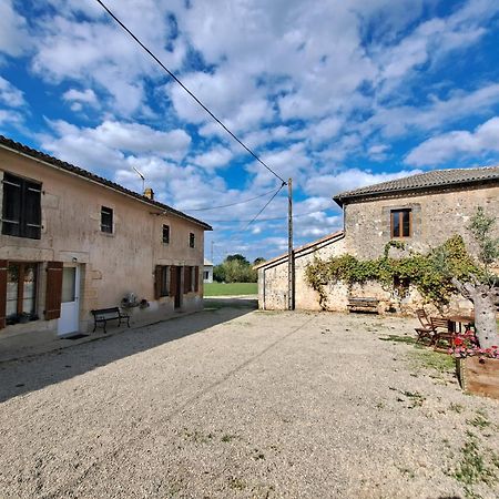 Domaine De La Briouse Bed and Breakfast Sanxay Exterior foto