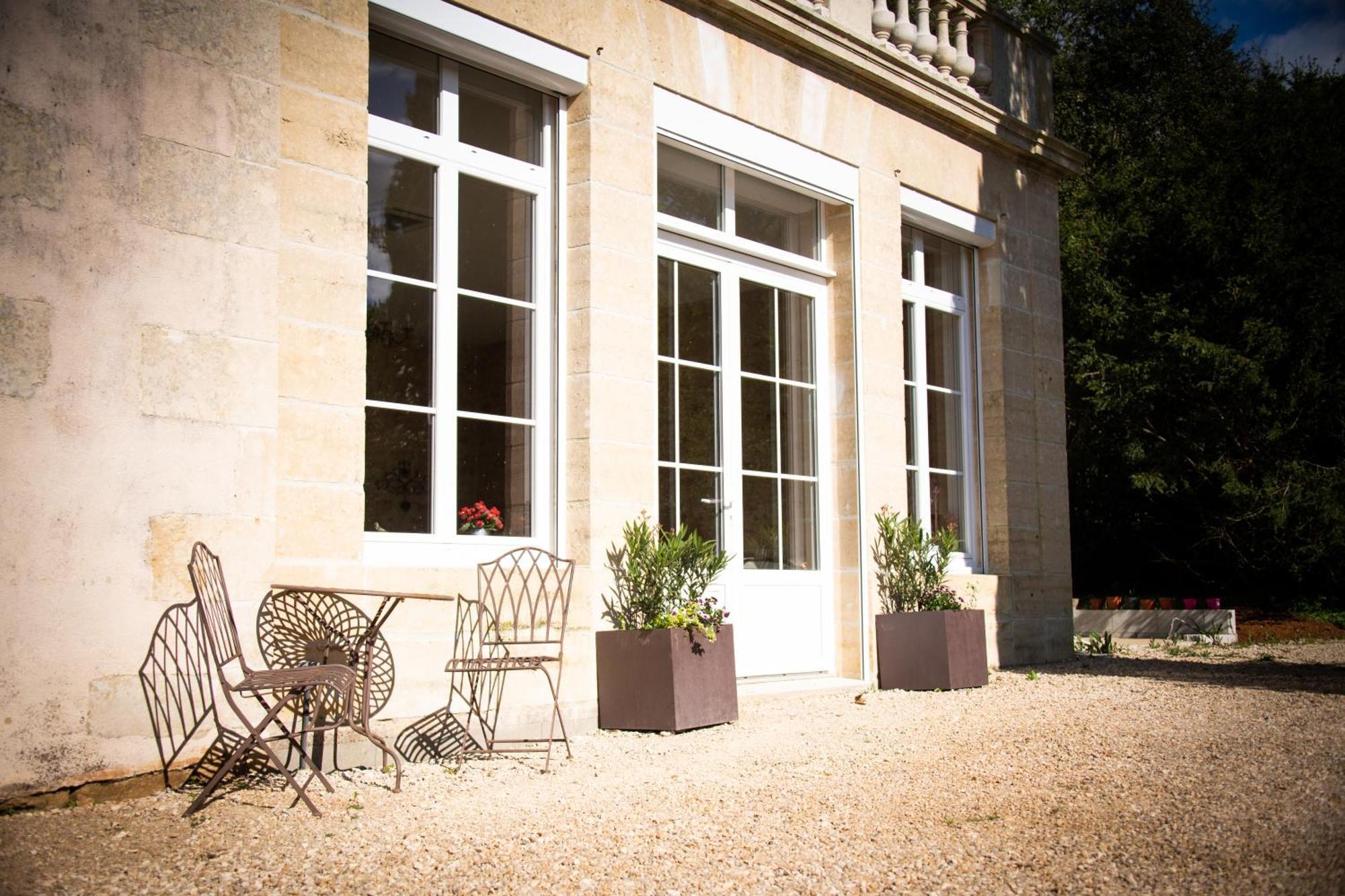 Domaine De La Briouse Bed and Breakfast Sanxay Exterior foto